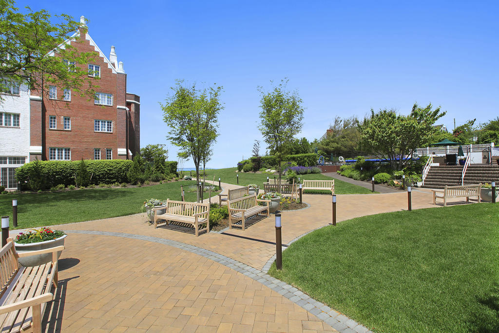 Hotel Montauk Manor Zewnętrze zdjęcie The Village Green